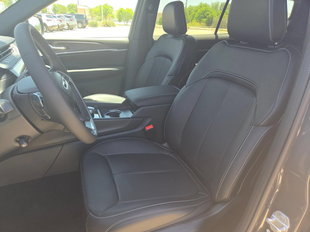 2026 Jeep Grand Cherokee L Limited Reserve Castroville TX