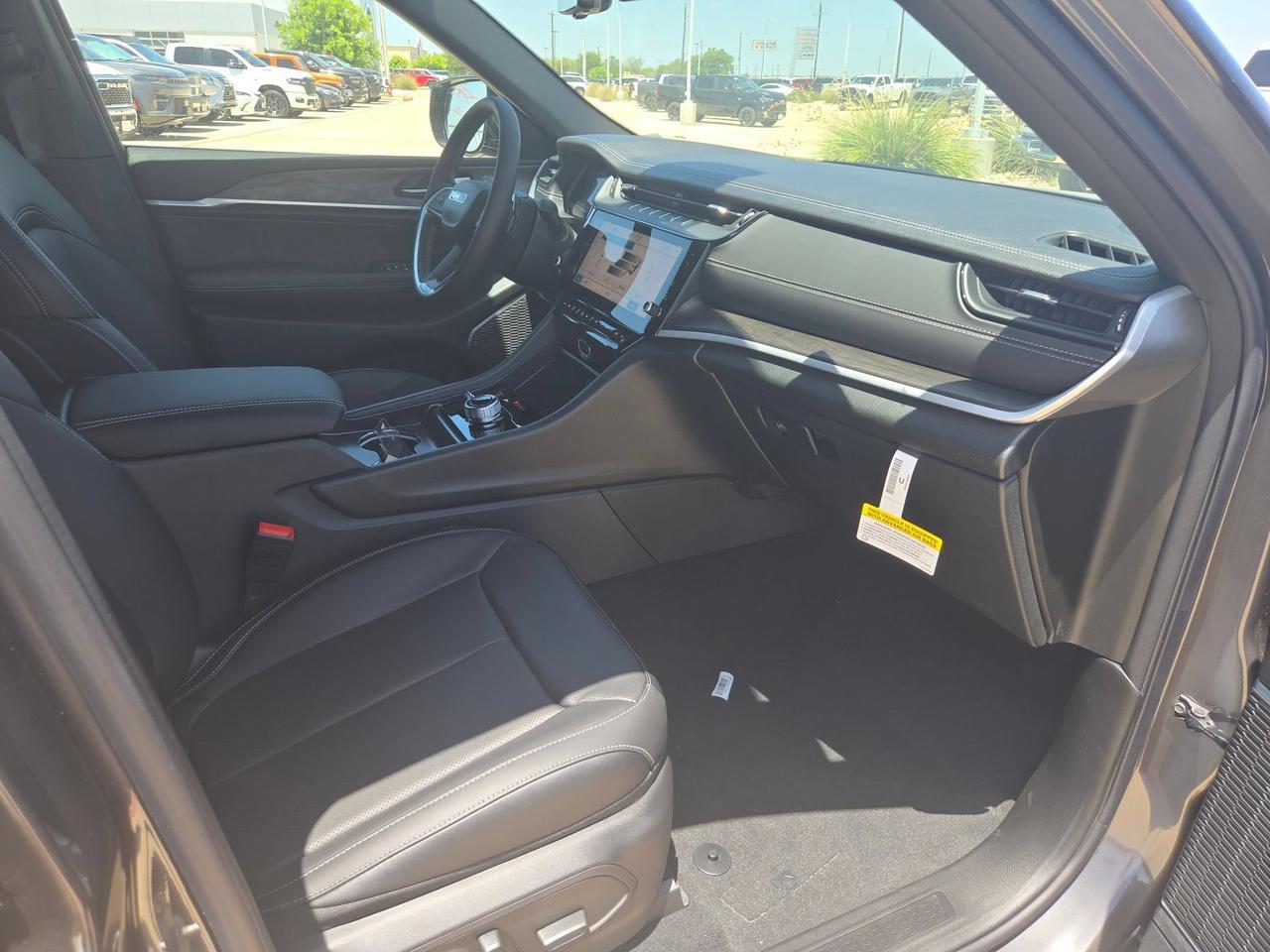 2026 Jeep Grand Cherokee L Limited Reserve Castroville TX