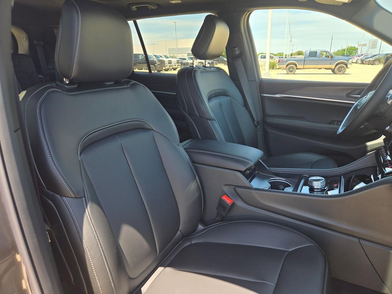 2026 Jeep Grand Cherokee L Limited Castroville TX