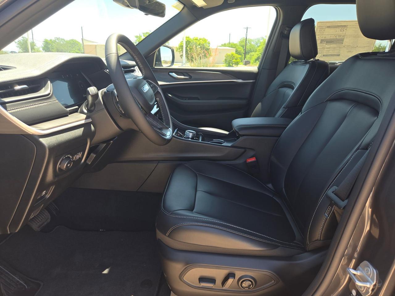 2026 Jeep Grand Cherokee L Limited Castroville TX
