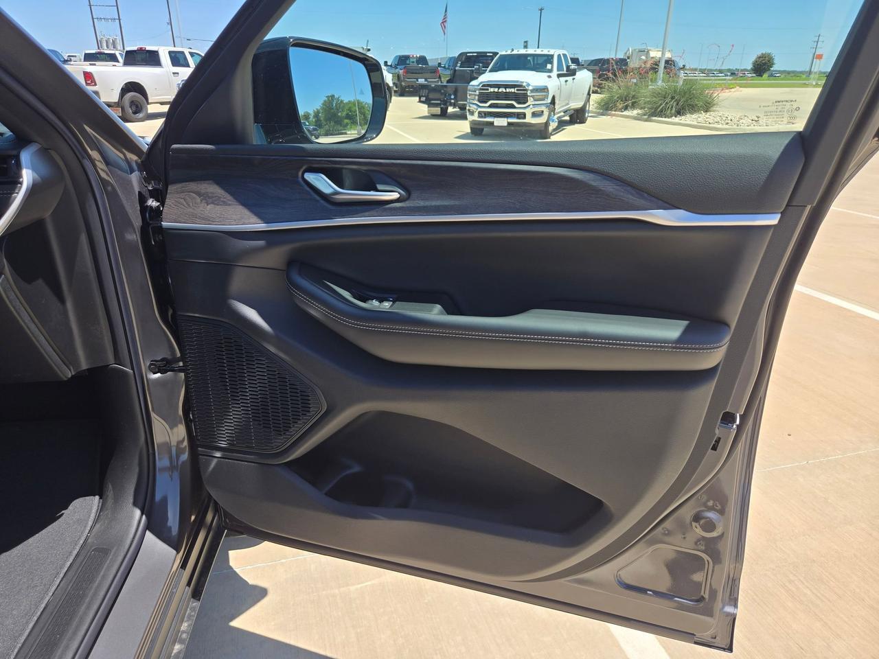 2026 Jeep Grand Cherokee L Limited Castroville TX