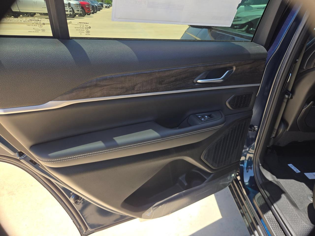 2026 Jeep Grand Cherokee L Limited Castroville TX