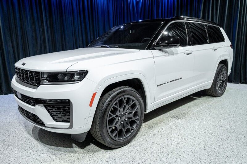 2026 Jeep Grand Cherokee L Summit 4x4 SUV