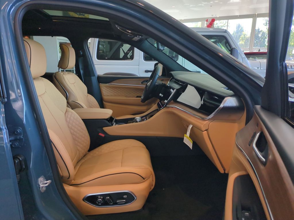 2026 Jeep Grand Cherokee L Summit Gresham OR