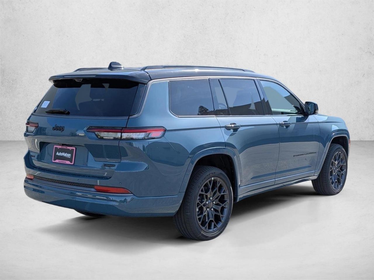 2026 Jeep Grand Cherokee L Summit