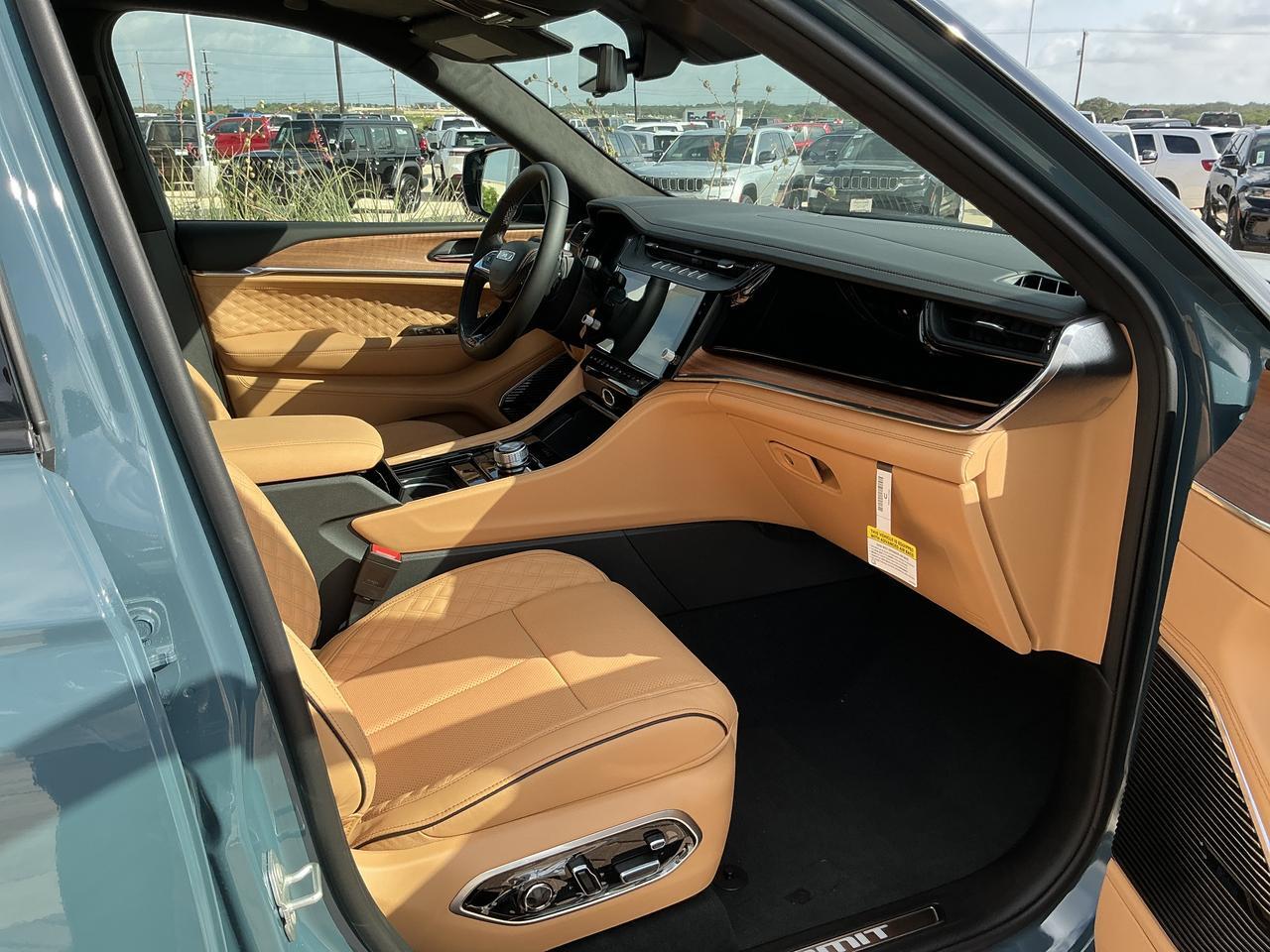 2026 Jeep Grand Cherokee L Summit