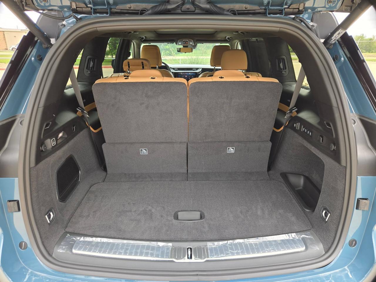 2026 Jeep Grand Cherokee L Summit Castroville TX