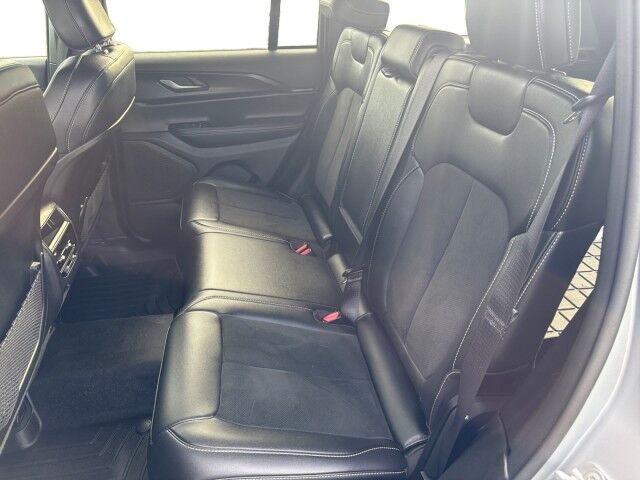 2026 Jeep Grand Cherokee Laredo Altitude Burnet TX