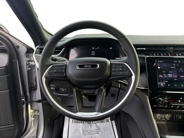 2026 Jeep Grand Cherokee Laredo Altitude Burnet TX