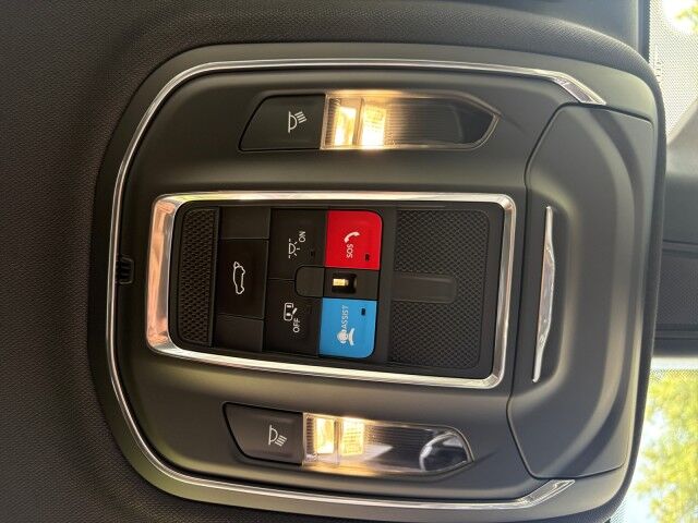 2026 Jeep Grand Cherokee Laredo Altitude Burnet TX