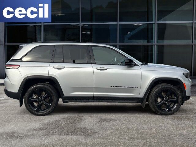 2026 Jeep Grand Cherokee Laredo Altitude Burnet TX