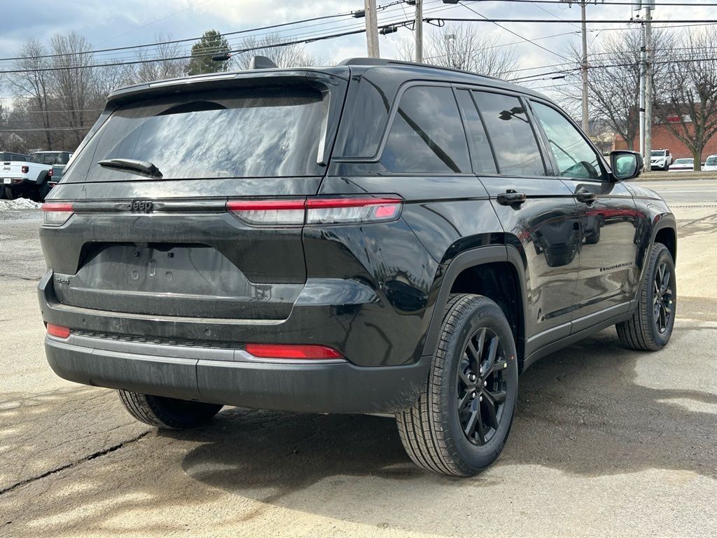 2026 Jeep Grand Cherokee Laredo Altitude Crestwood KY