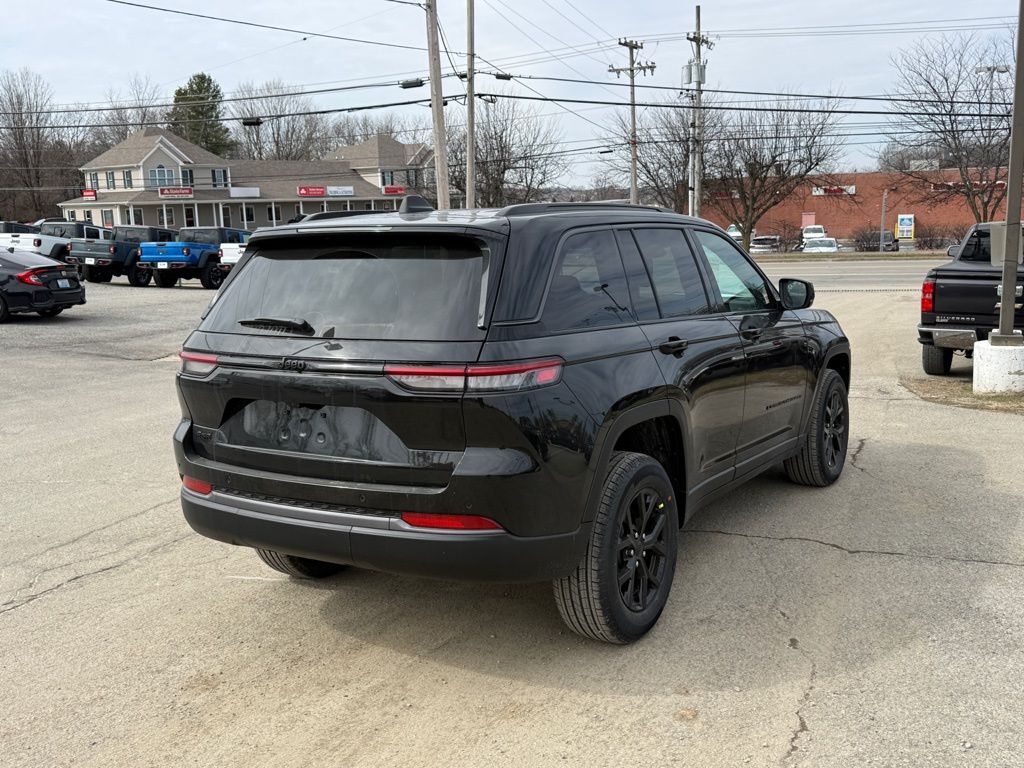2026 Jeep Grand Cherokee Laredo Altitude Crestwood KY