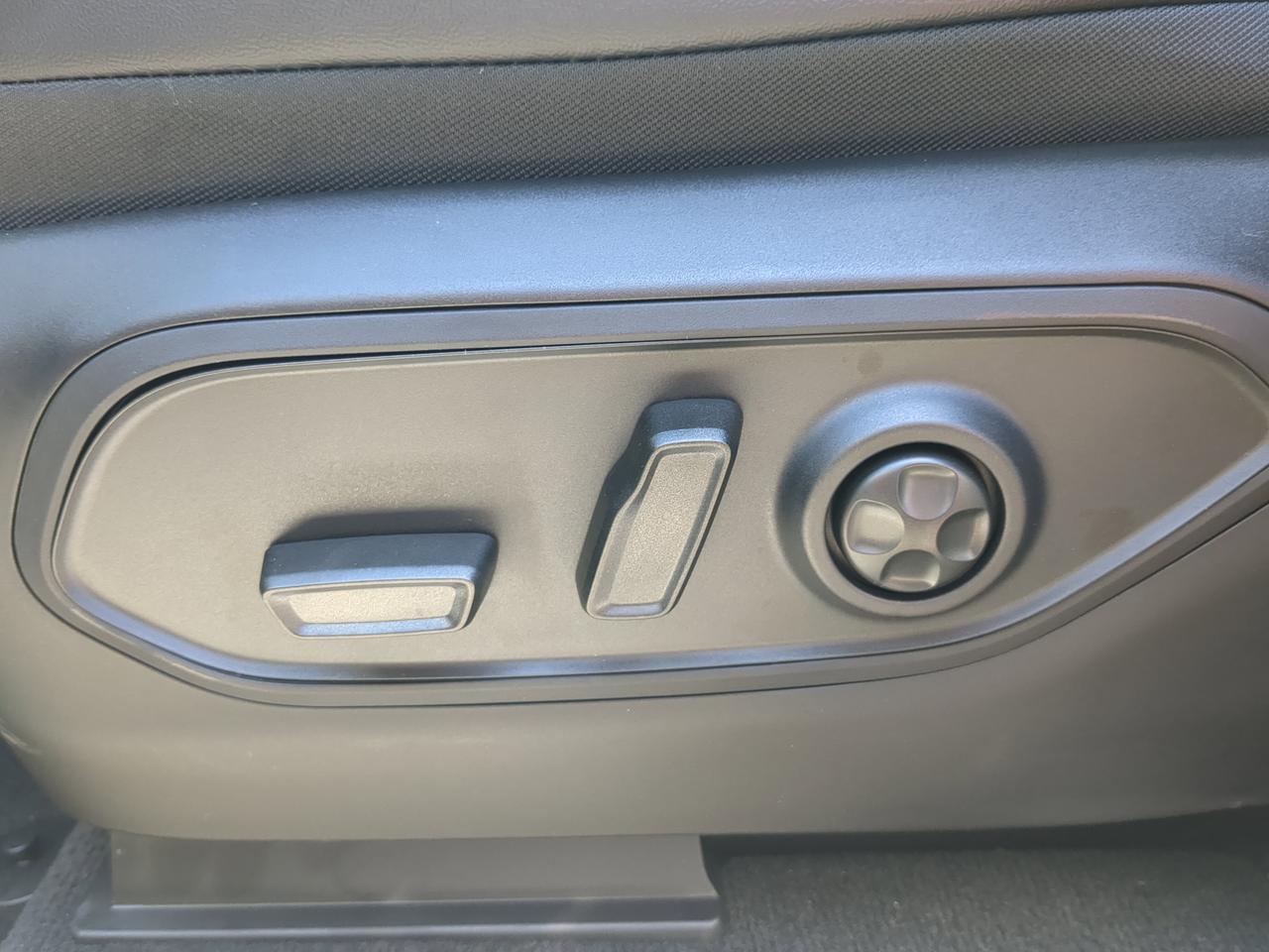2026 Jeep Grand Cherokee Laredo Altitude Appleton WI