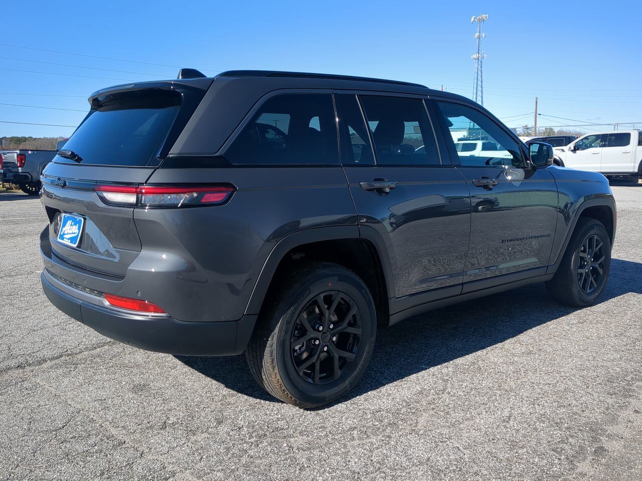 2026 Jeep Grand Cherokee Laredo Altitude Appleton WI