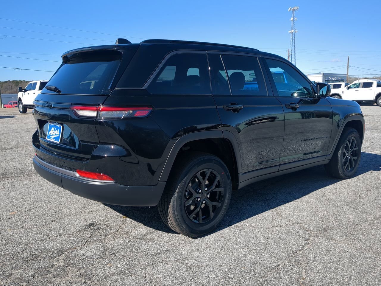 2026 Jeep Grand Cherokee Laredo Altitude Appleton WI