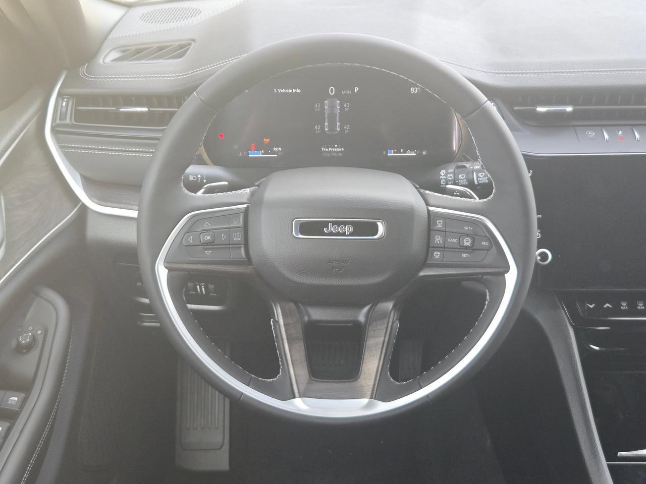 2026 Jeep Grand Cherokee Laredo Altitude Castroville TX