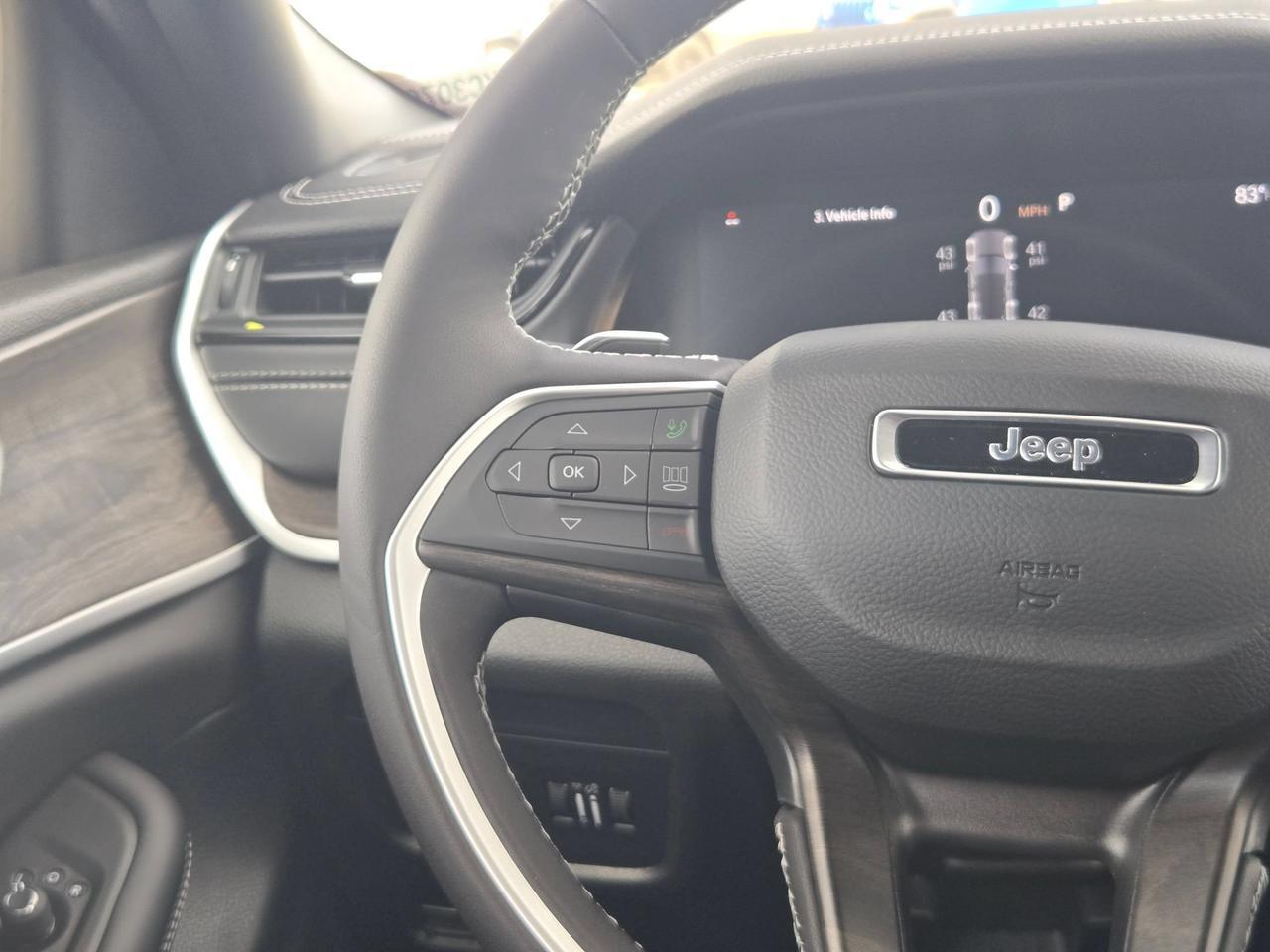 2026 Jeep Grand Cherokee Laredo Altitude Castroville TX