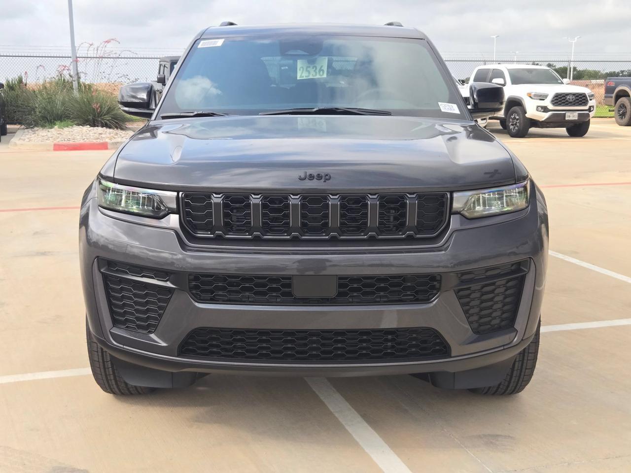 2026 Jeep Grand Cherokee Laredo Altitude Castroville TX
