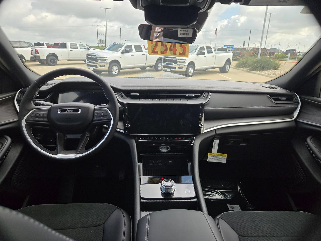 2026 Jeep Grand Cherokee Laredo Altitude Castroville TX