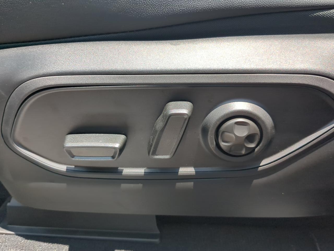 2026 Jeep Grand Cherokee Laredo Altitude Winder GA