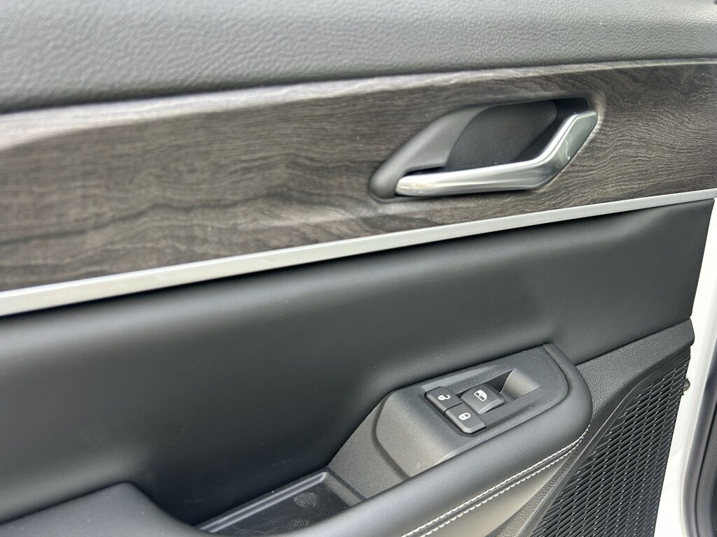 2026 Jeep Grand Cherokee Laredo Crestwood KY