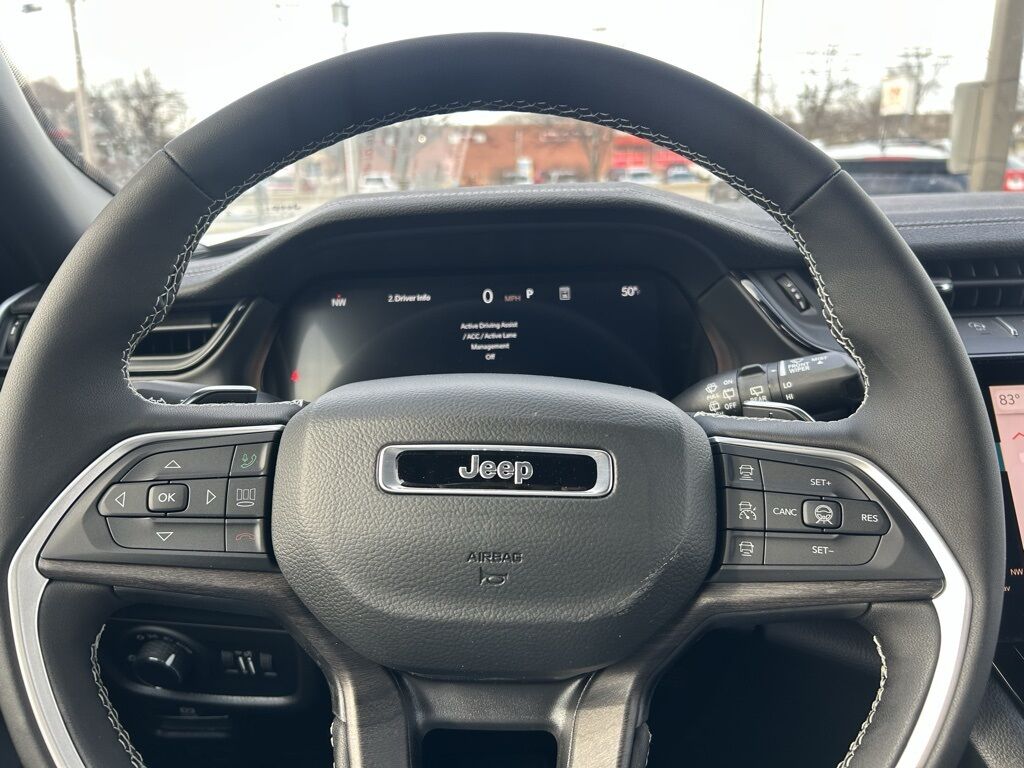 2026 Jeep Grand Cherokee Laredo Crestwood KY