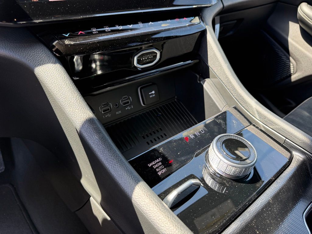 2026 Jeep Grand Cherokee Laredo Crestwood KY