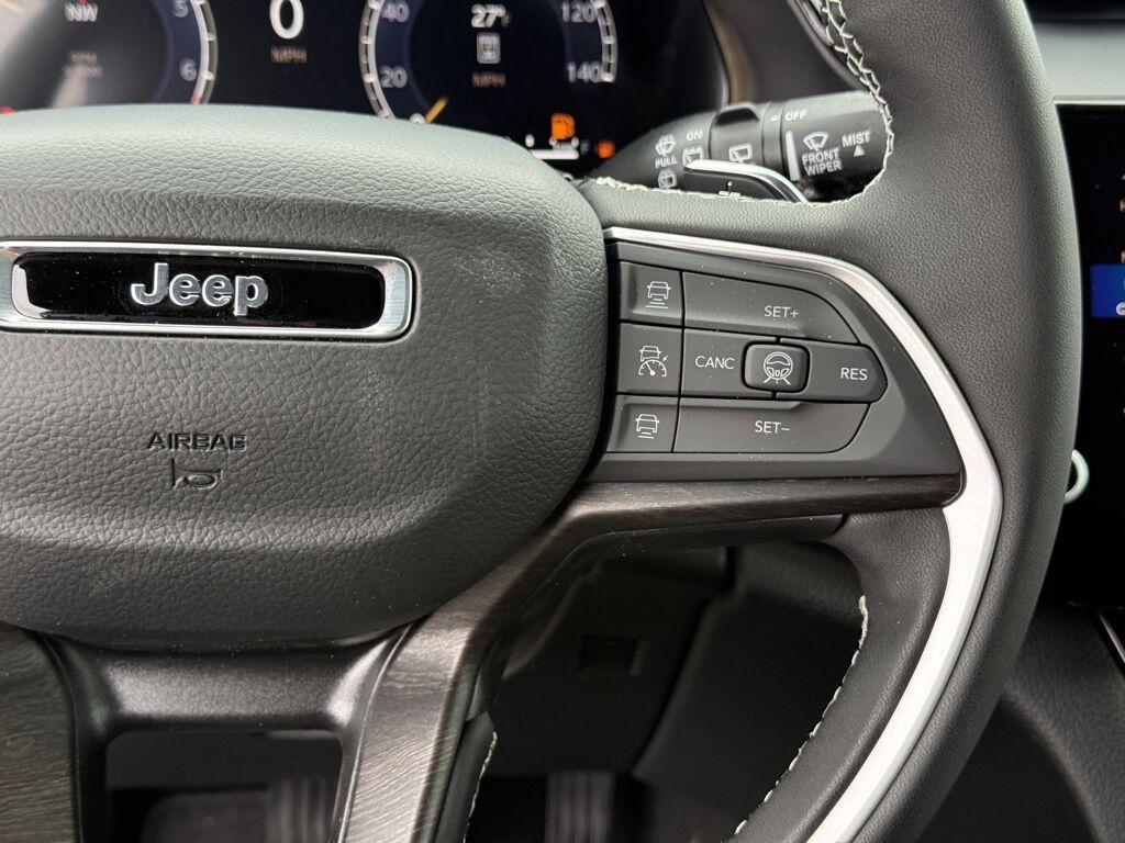 2026 Jeep Grand Cherokee Laredo Crestwood KY