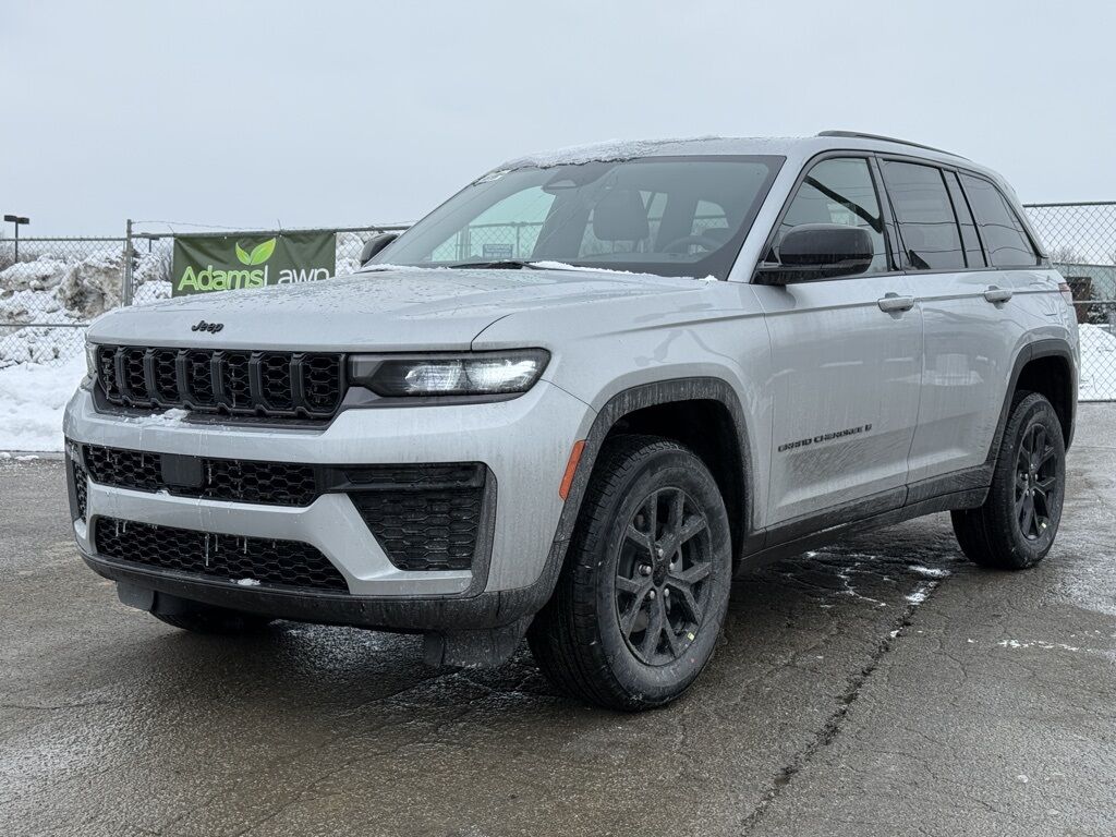 2026 Jeep Grand Cherokee Laredo Crestwood KY