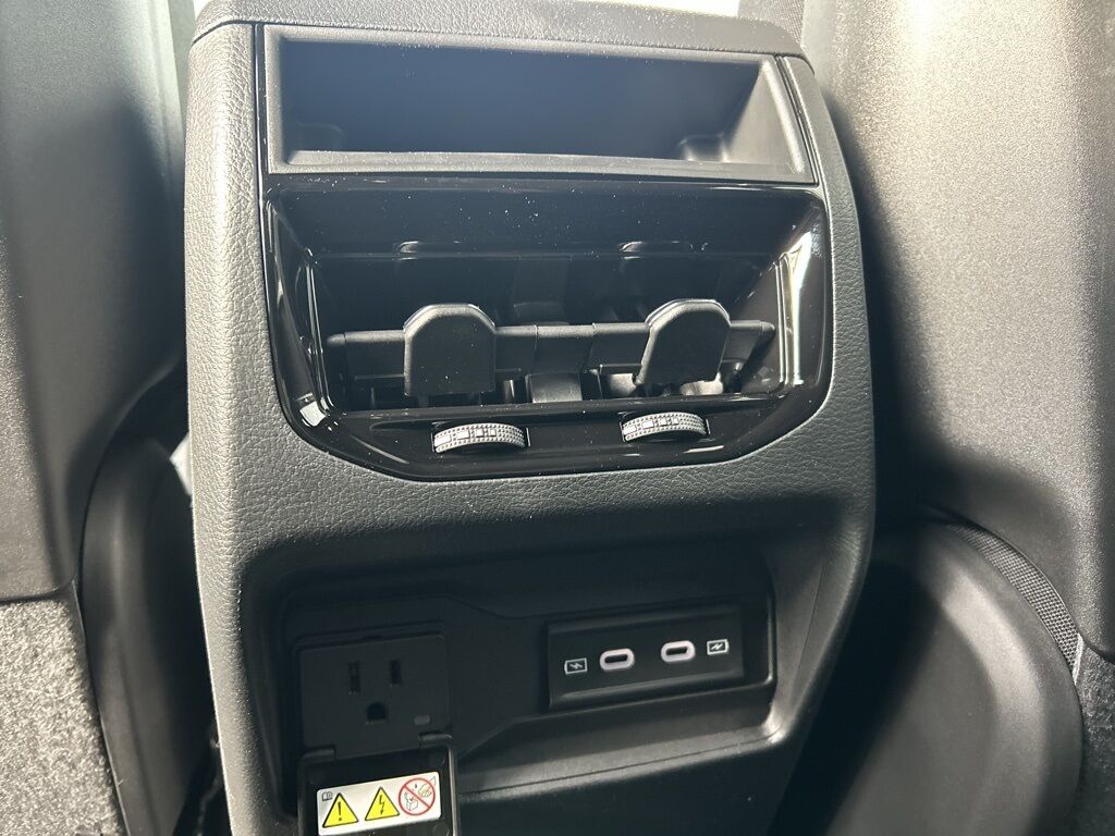 2026 Jeep Grand Cherokee Laredo Crestwood KY