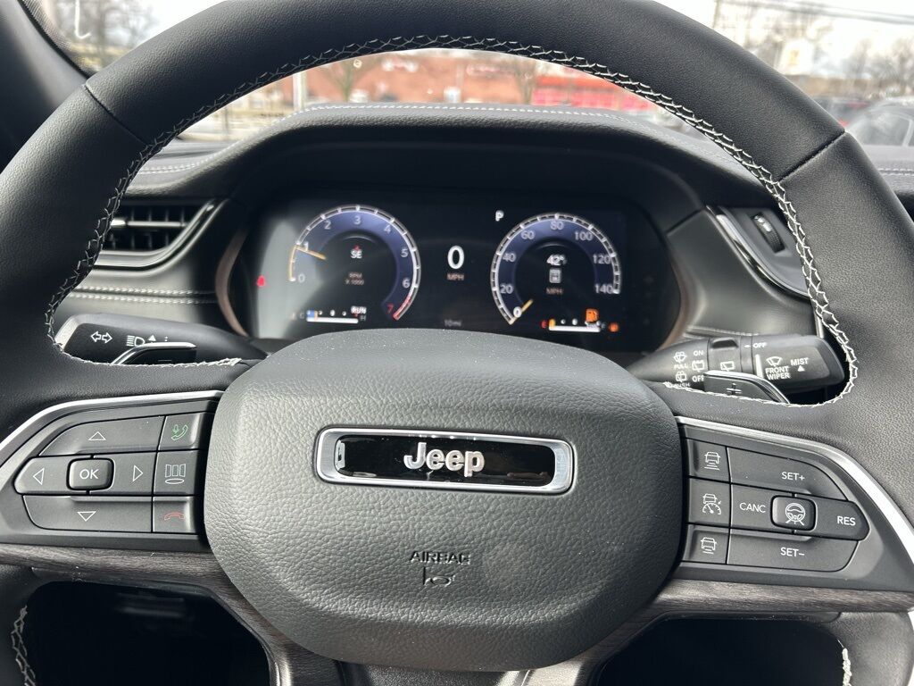 2026 Jeep Grand Cherokee Laredo Crestwood KY