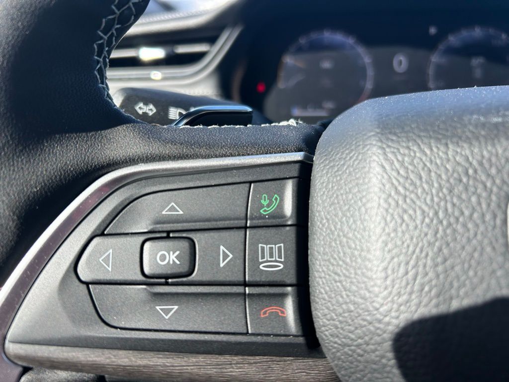 2026 Jeep Grand Cherokee Laredo Crestwood KY