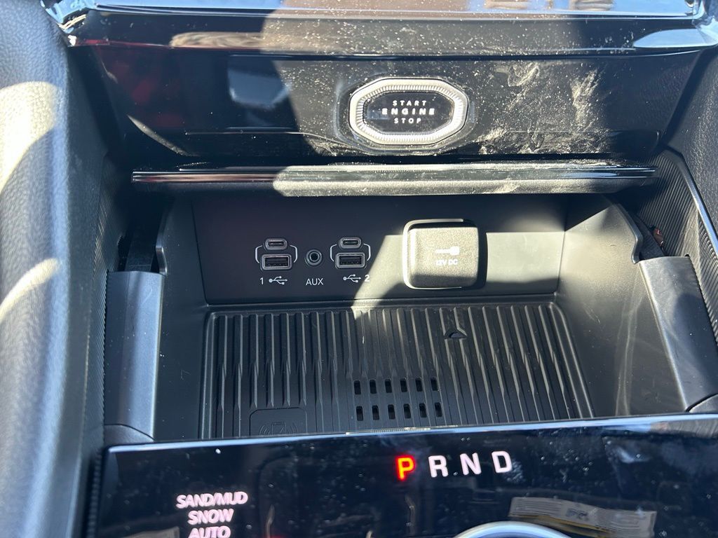 2026 Jeep Grand Cherokee Laredo Crestwood KY