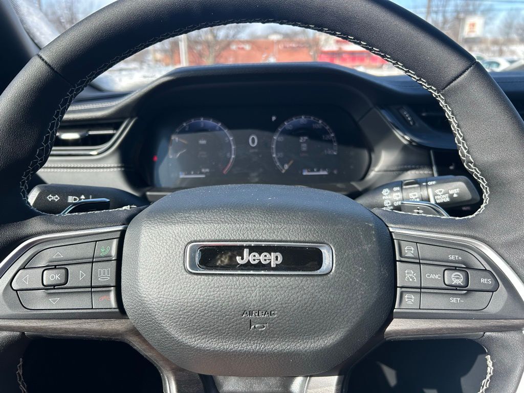 2026 Jeep Grand Cherokee Laredo Crestwood KY