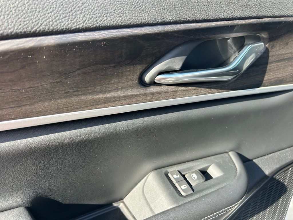 2026 Jeep Grand Cherokee Laredo Crestwood KY