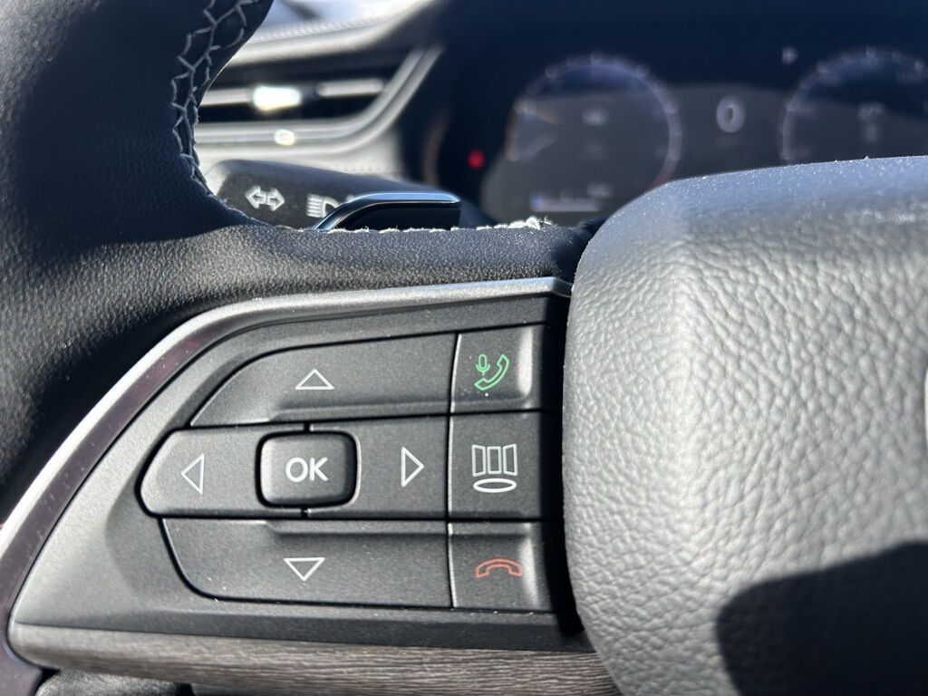 2026 Jeep Grand Cherokee Laredo Crestwood KY