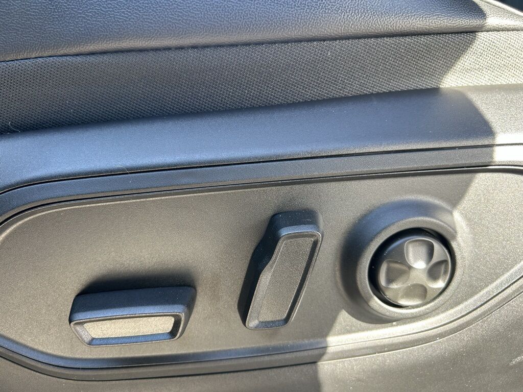 2026 Jeep Grand Cherokee Laredo Crestwood KY