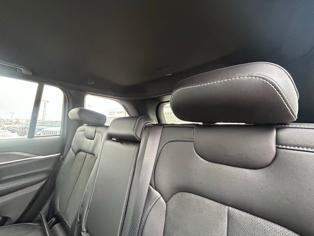 2026 Jeep Grand Cherokee Laredo Crestwood KY