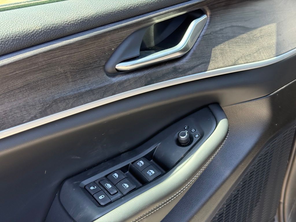 2026 Jeep Grand Cherokee Laredo Crestwood KY