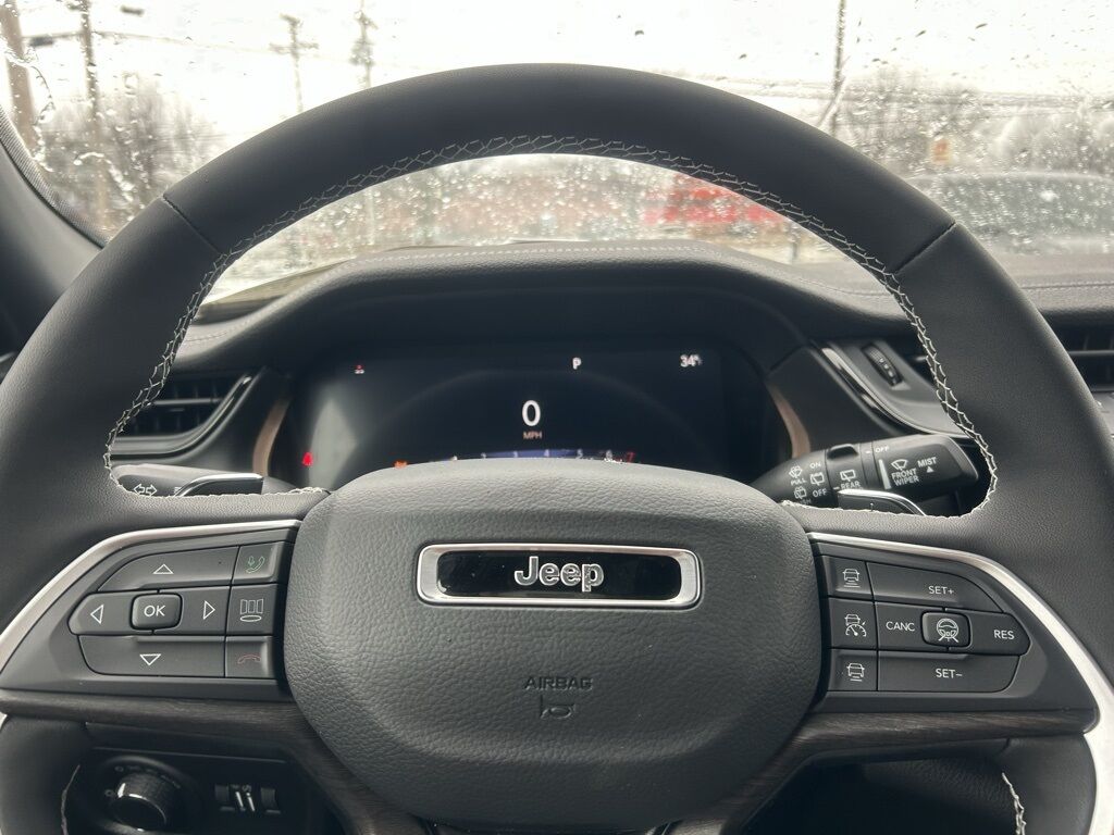 2026 Jeep Grand Cherokee Laredo Crestwood KY