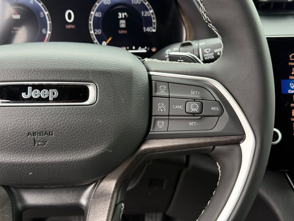 2026 Jeep Grand Cherokee Laredo Crestwood KY