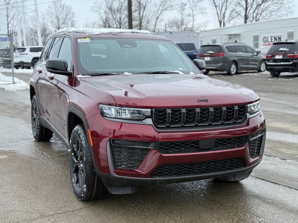 2026 Jeep Grand Cherokee Laredo Crestwood KY