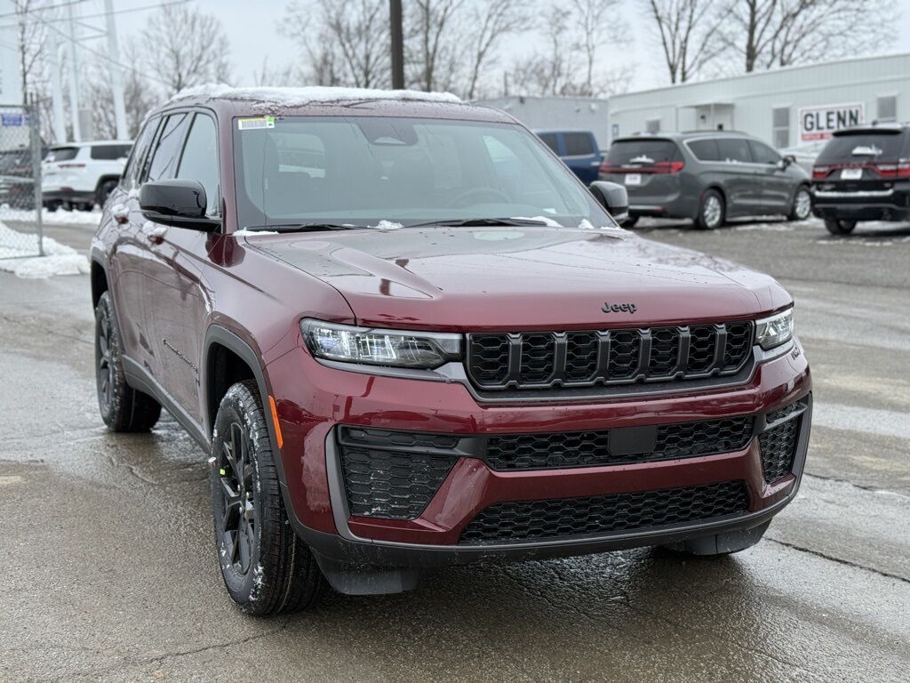 2026 Jeep Grand Cherokee Laredo Crestwood KY