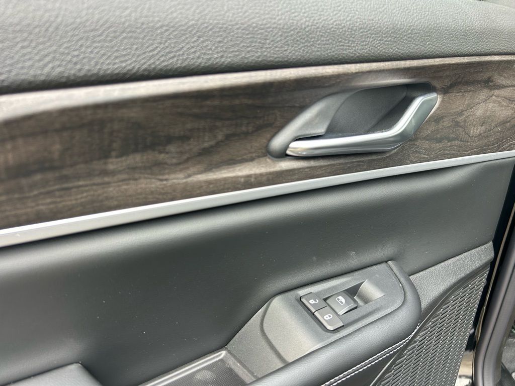 2026 Jeep Grand Cherokee Laredo Crestwood KY