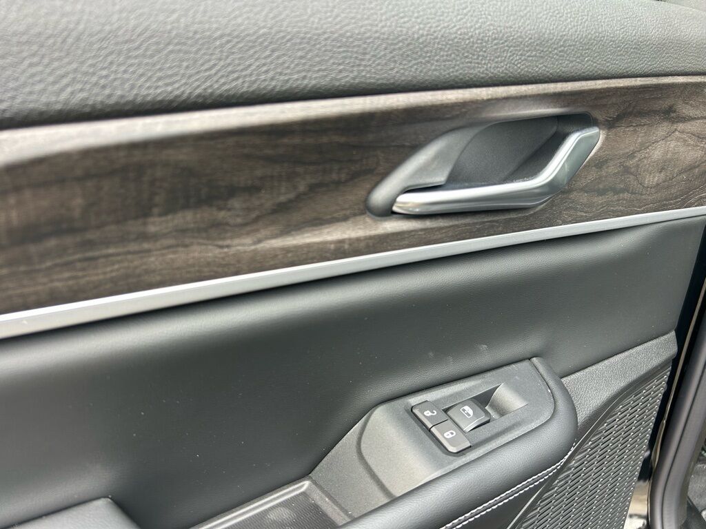 2026 Jeep Grand Cherokee Laredo Crestwood KY