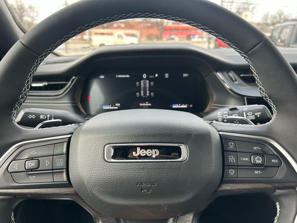 2026 Jeep Grand Cherokee Laredo Crestwood KY