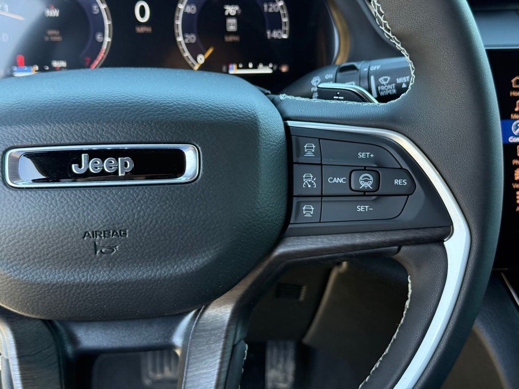 2026 Jeep Grand Cherokee Laredo Crestwood KY