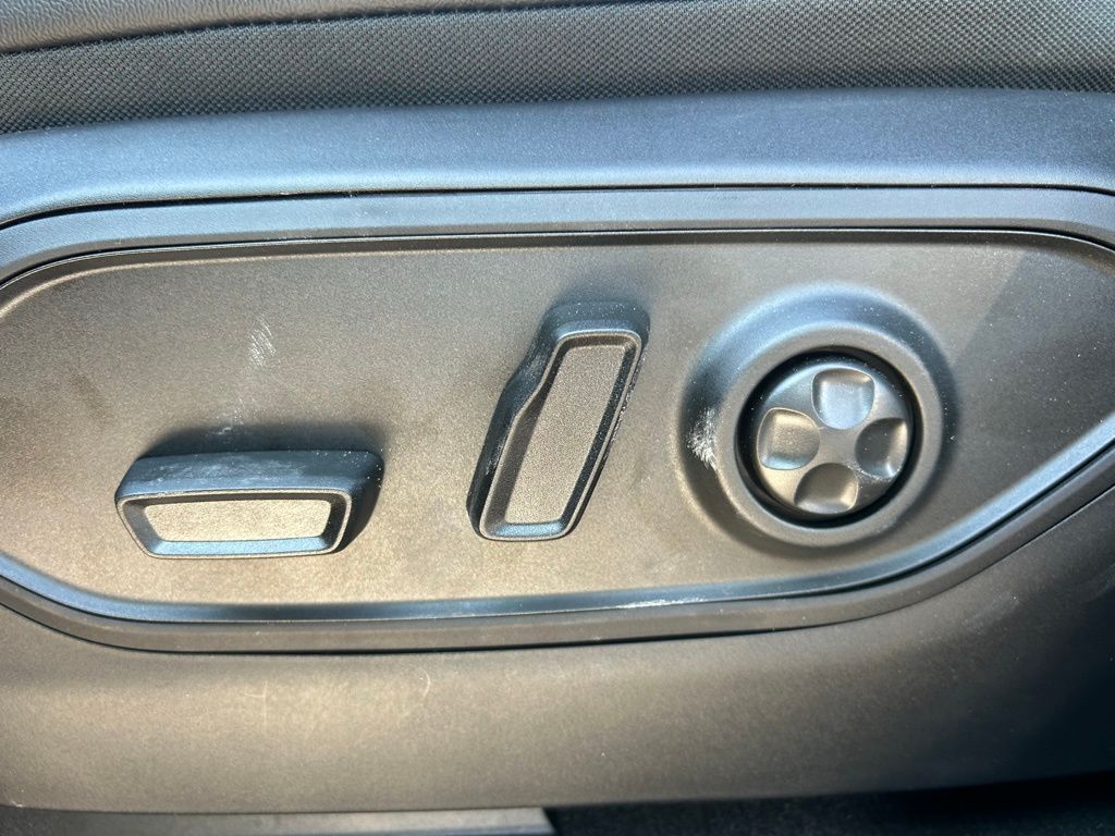 2026 Jeep Grand Cherokee Laredo Crestwood KY