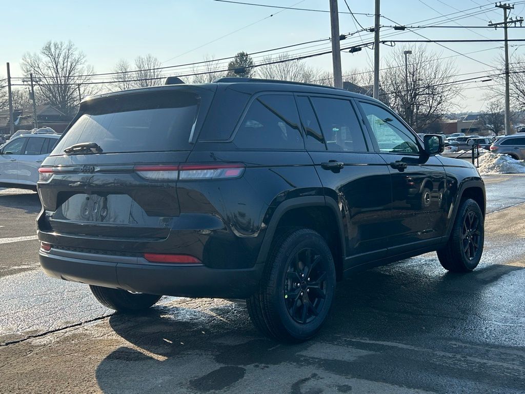 2026 Jeep Grand Cherokee Laredo Crestwood KY